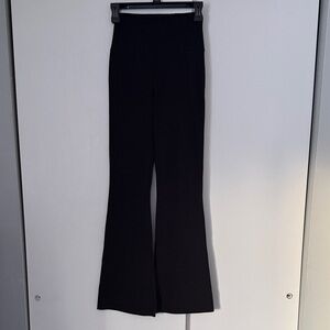Lulu Lemmon black flare pants